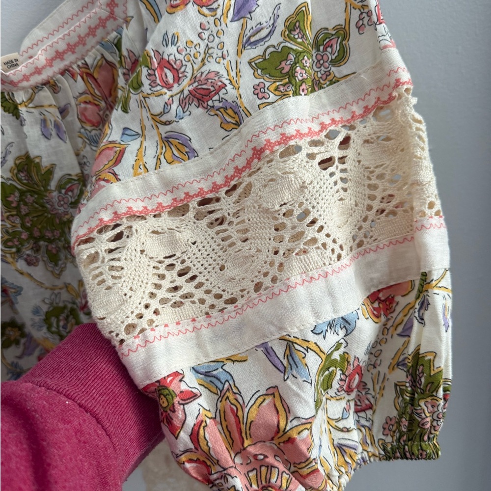 Christian Siriano Floral Lace Blouse - Picture 3 of 8